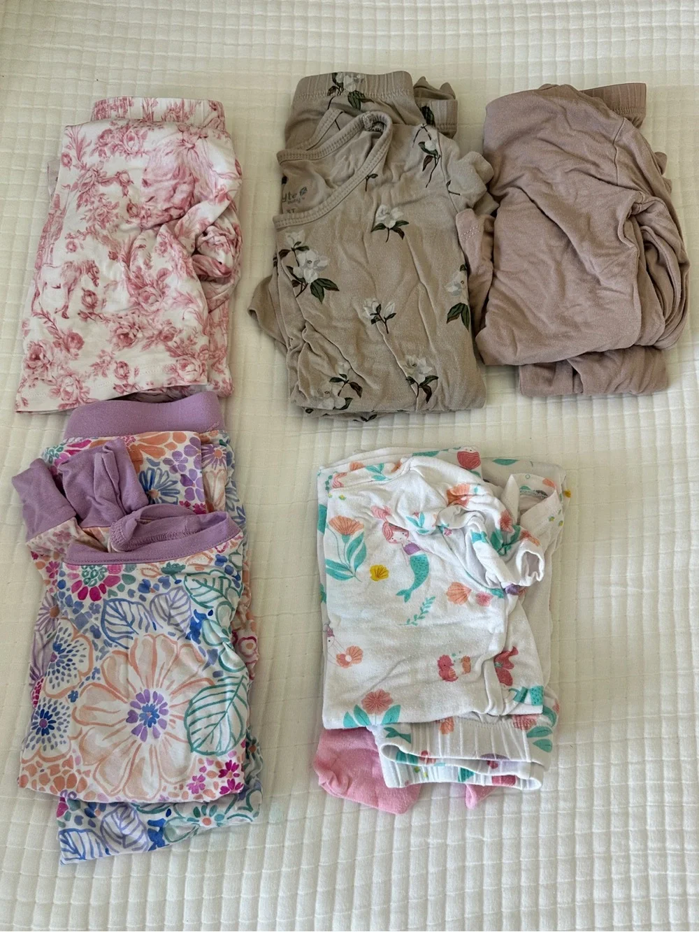 Girls pajamas (Lot of 5) kyte, posh peanut, little sleepies etc